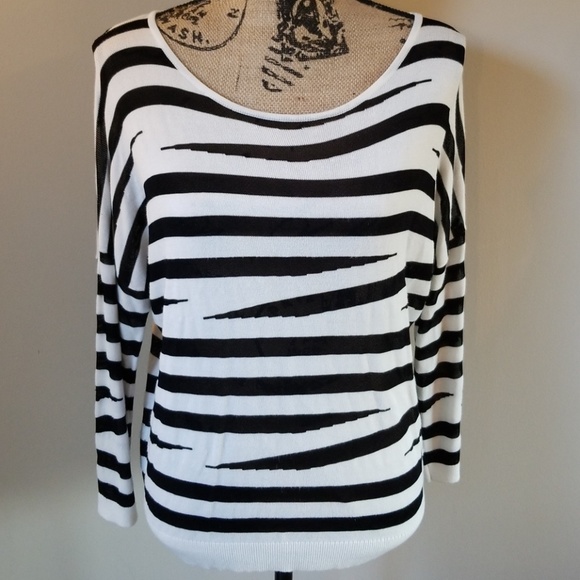 Express Sweaters - Express black and off-white sweater size Med